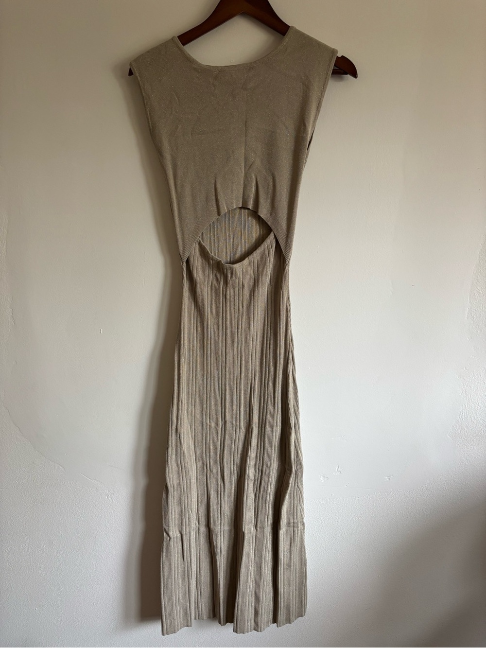 Sleeveless Cutout Maxi Dress in Beige-Cream